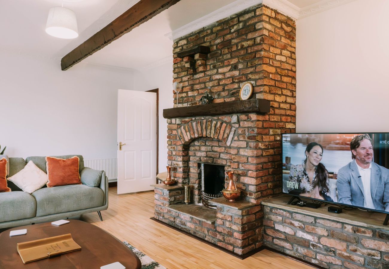 Family Friendly 3 week stay