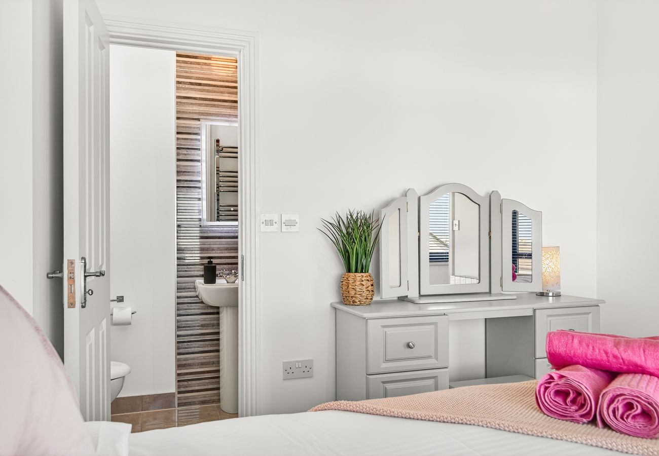 Double bedroom ensuite